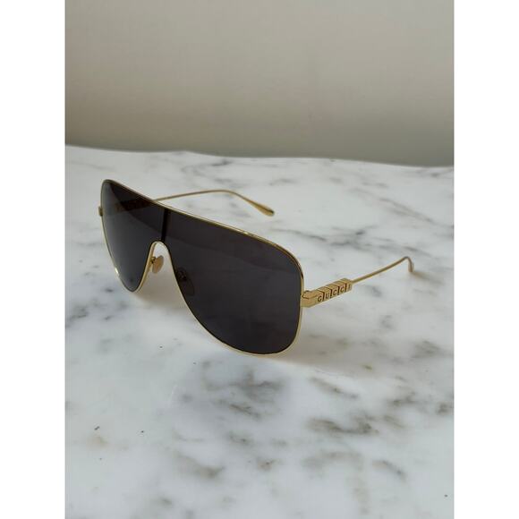 NEW Gucci GG1436S Gold Metal Shield Grey Lens Sunglasses main image 5